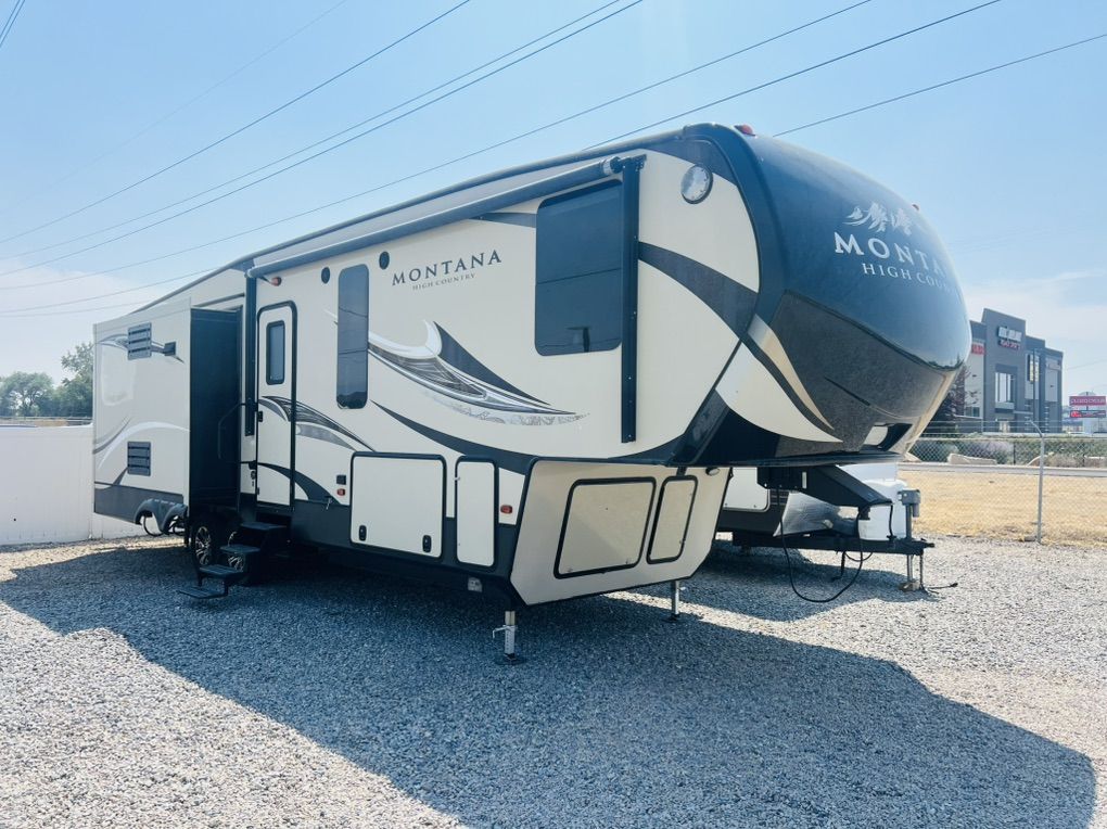 2016 Keystone Montana High Country