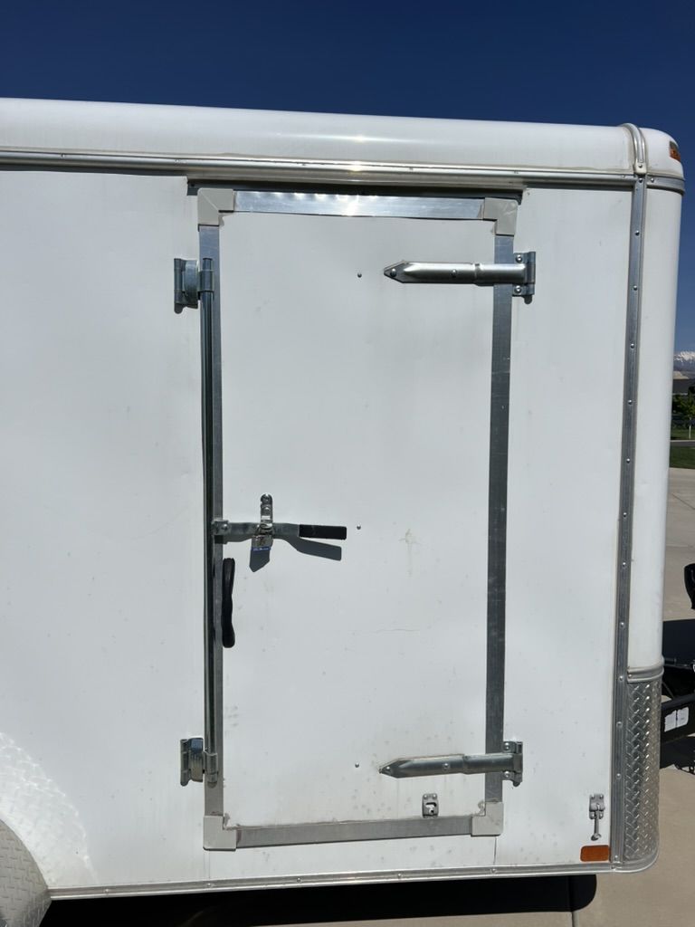 Main image 5