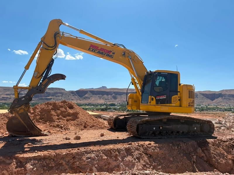 Komatsu PC238