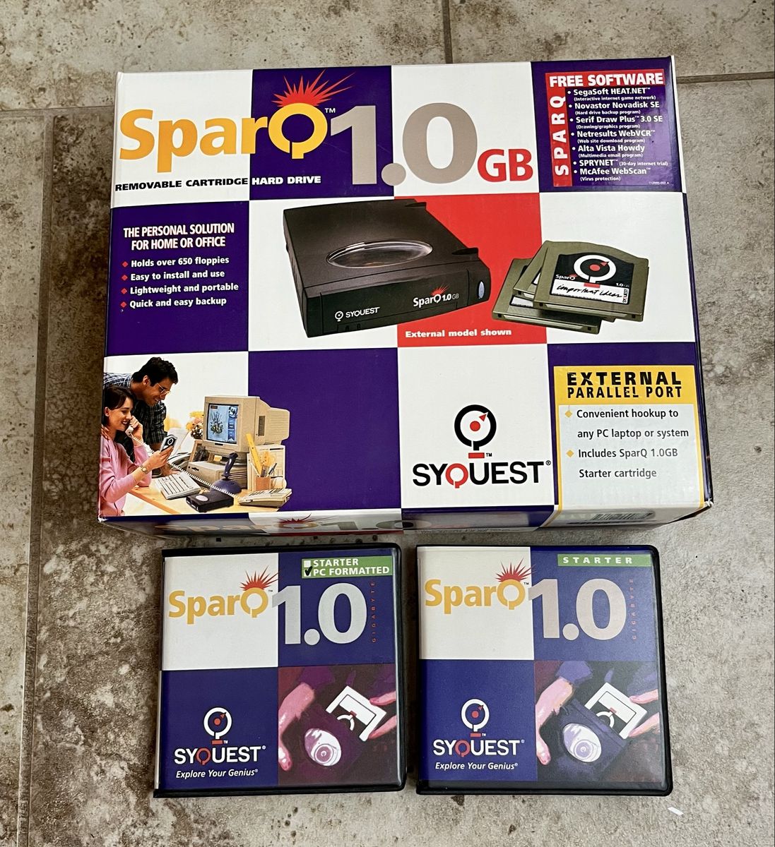 SyQuest SparQ 1.0GB Removable Cartridge Hard Drive External Parallel Port with Starter Cartridges