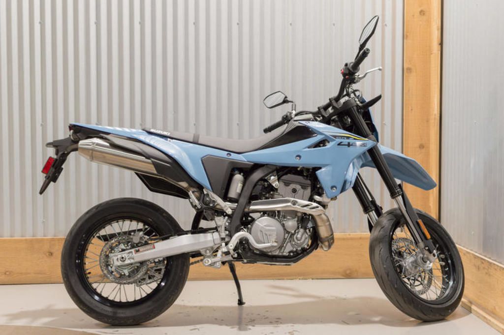 2025 Suzuki DR-Z4SM