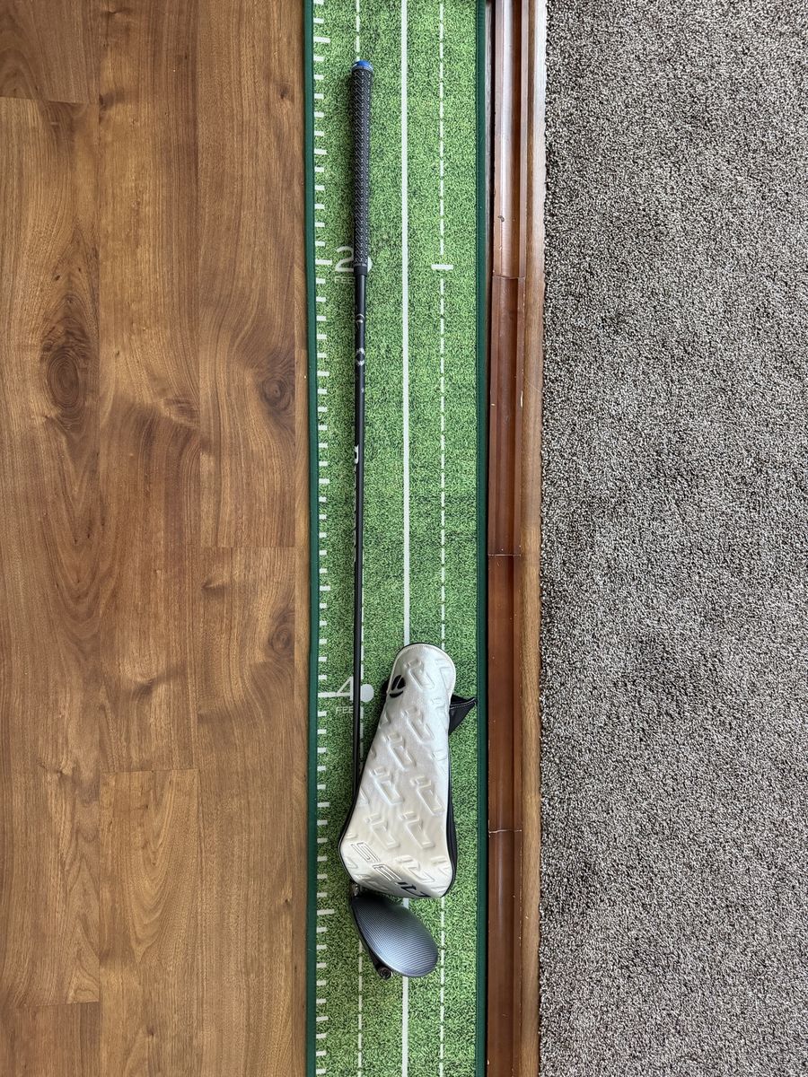 Main image 7