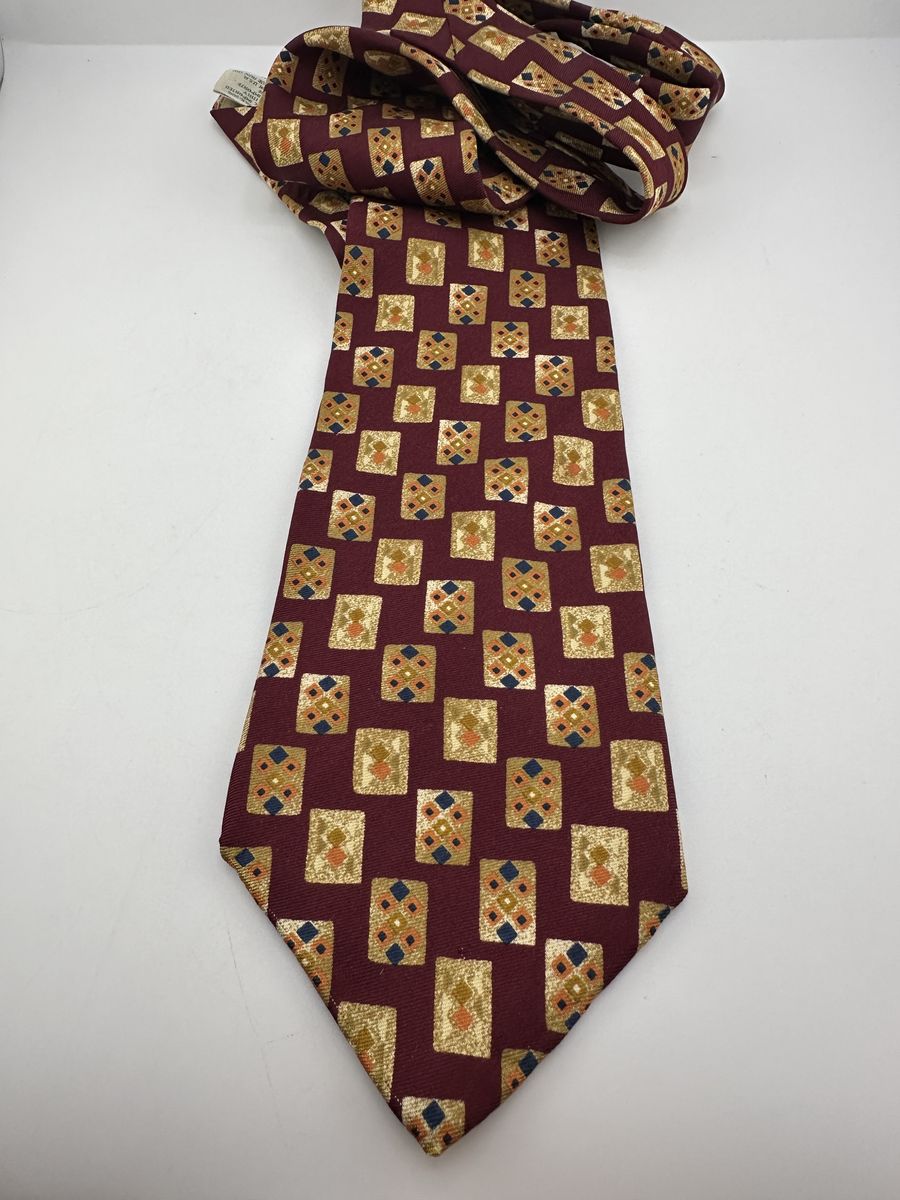 NWT Joseph Abboud 100% Silk Burgundy Geometric Tie Made USA Italian Fabric