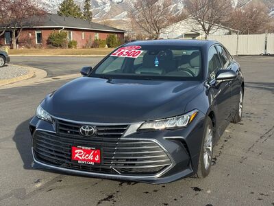 2022 Toyota Avalon XLE