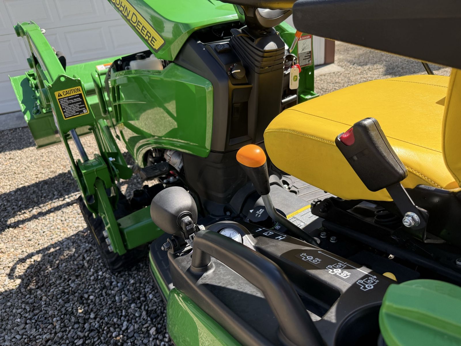 Main image 4
