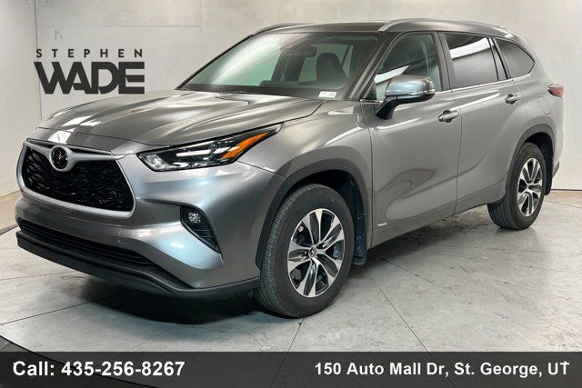 2025 Toyota Highlander XLE