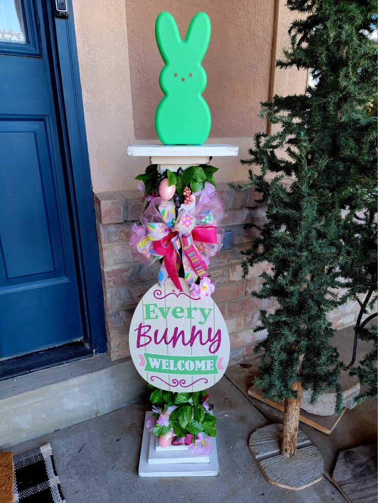 EASTER ~Entryway/Porch Welcome Post