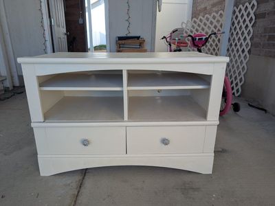 TV stand