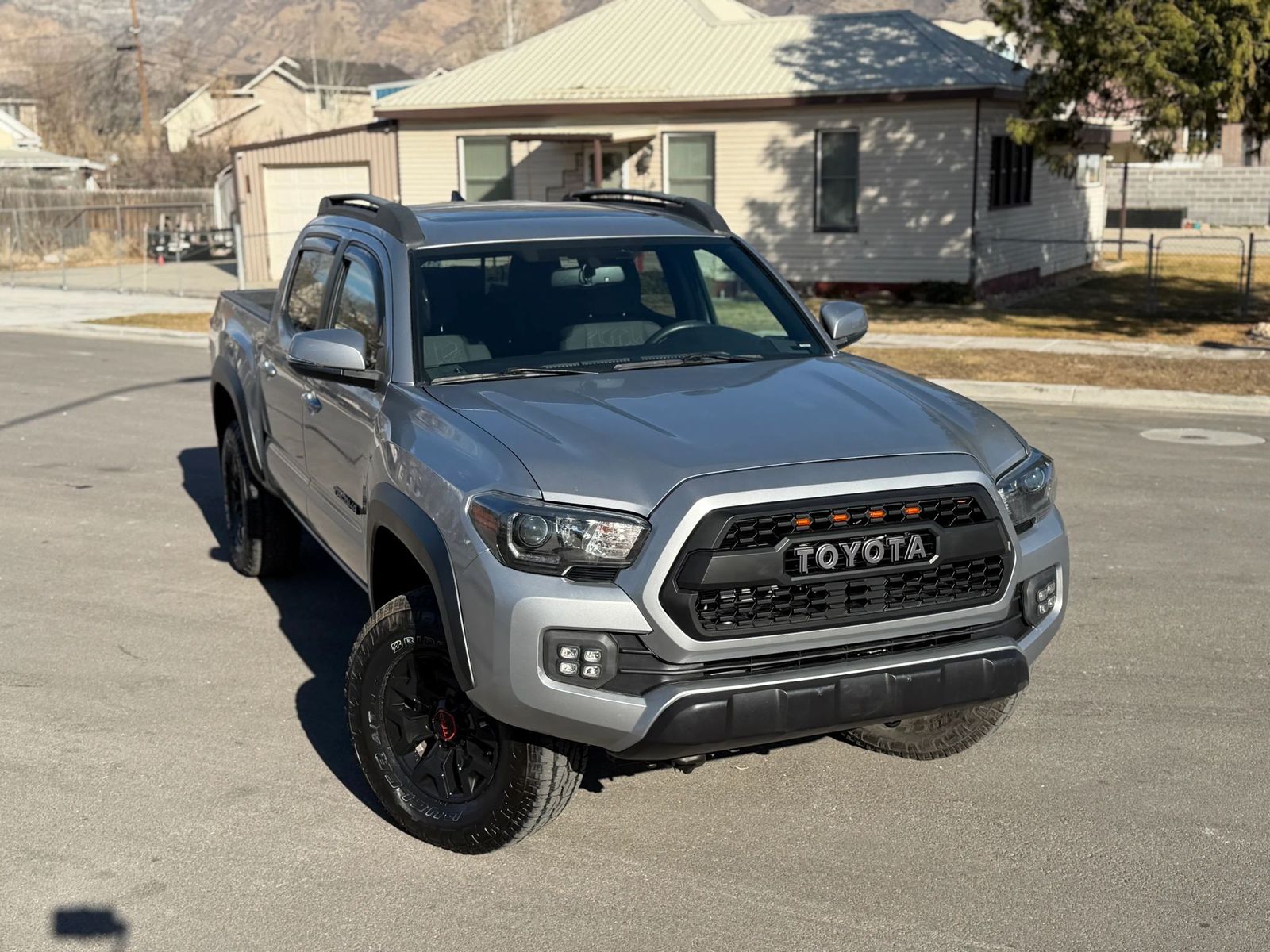 2017 TOYOTA TACOMA TRD Off-Road