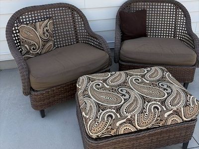 Patio furniture Chairs and ottoman