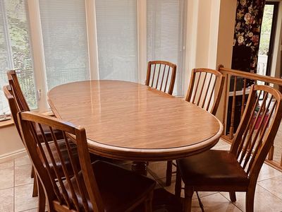 Solid Oak Expandable KitchenTable (60”–96”) + 6 Chairs