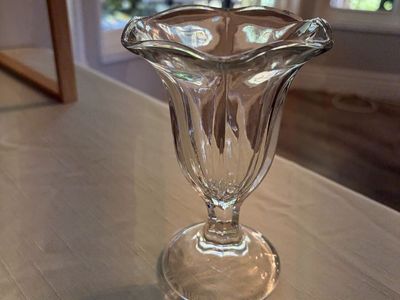 Vintage Pedestal Dessert Goblets – Set of 8