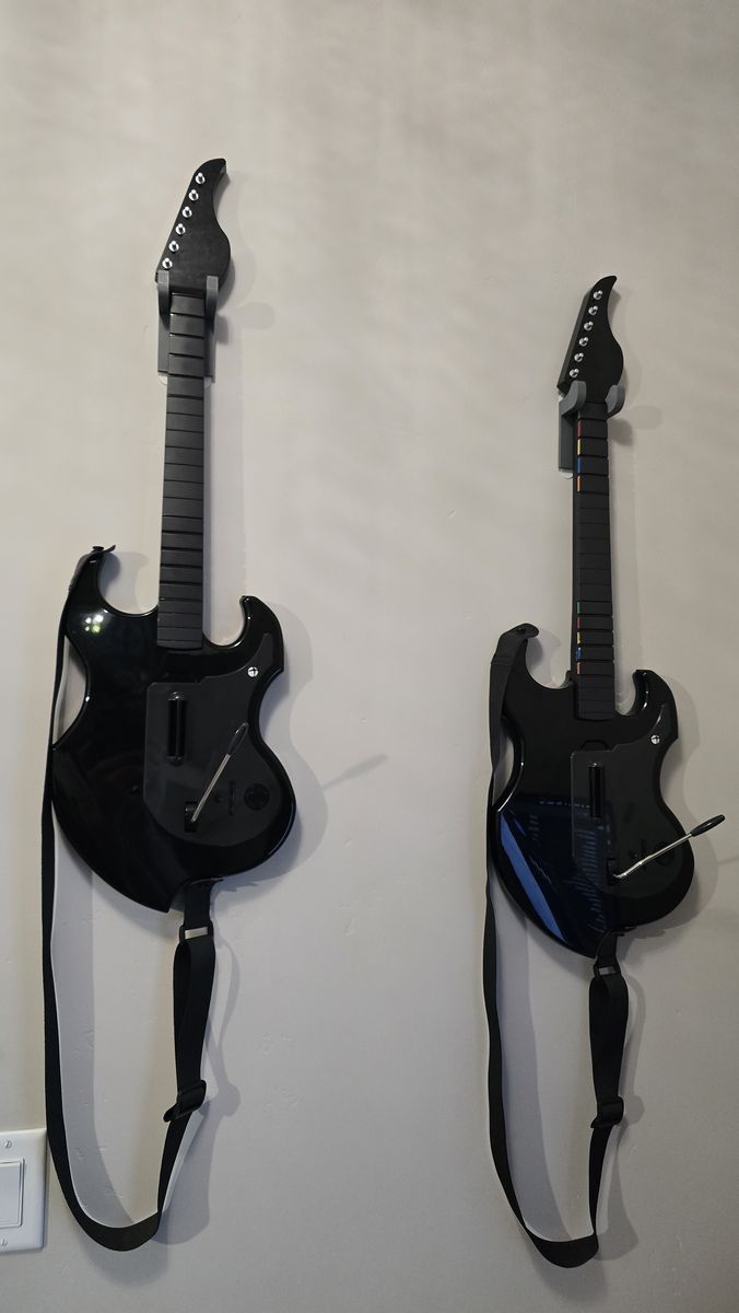 PDP Riffmaster Guitar Xbox Version Guitar Hero Rock Band