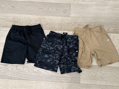 Lot of 3 Athletic Shorts Size Small - Black Camo Tan