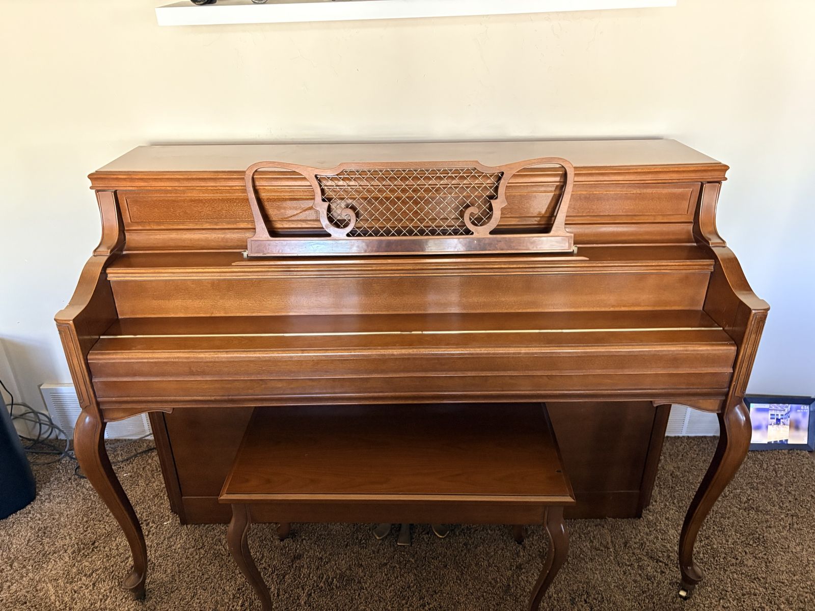 Yamaha M2H upright piano
