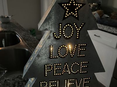 Cracker Barrel light up Christmas metal tree decor 15 inches