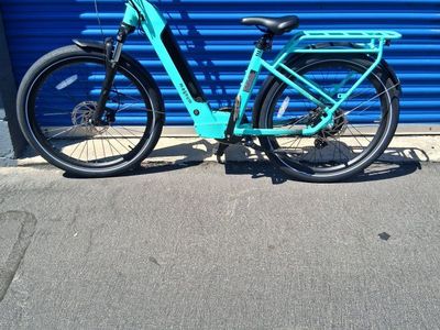 Magnum Bike Cosmo 2.0 Class 2 E-Bike - 500W/20MPH, Max Speed 28mph, Teal, 150kg Load Capacity