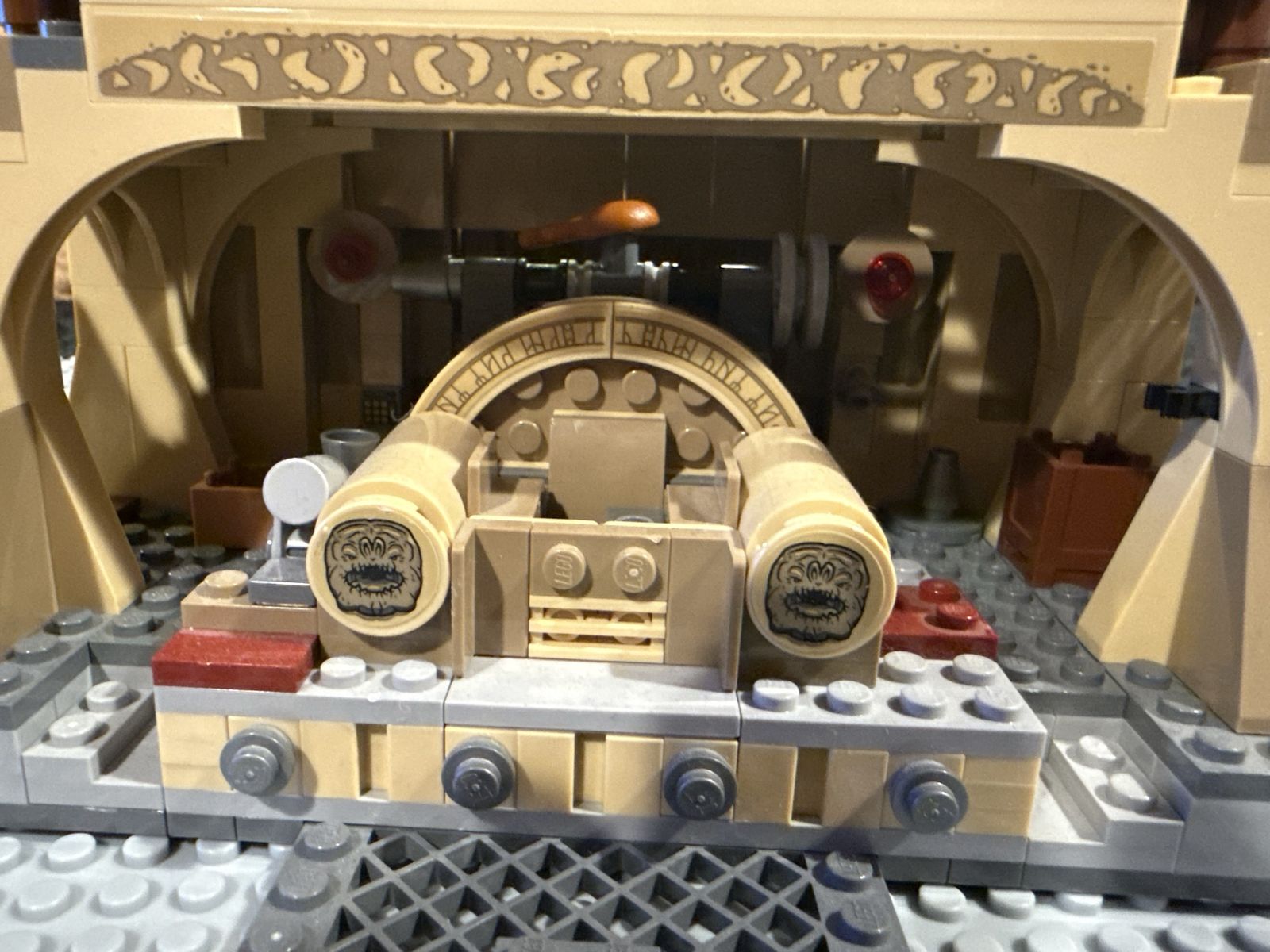 Main image 6