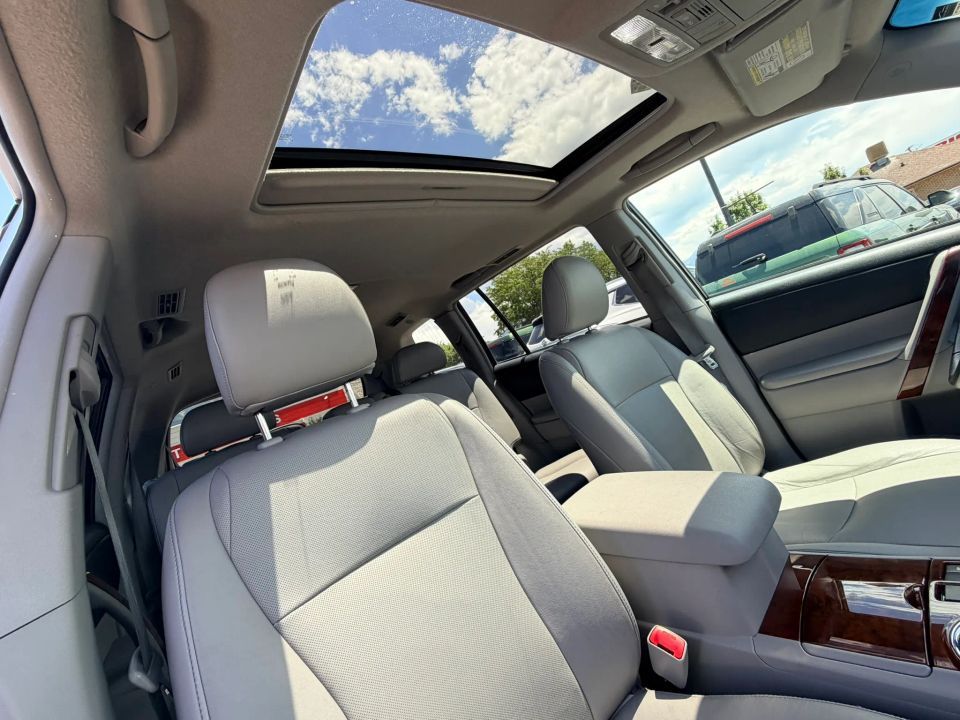 Main image 25
