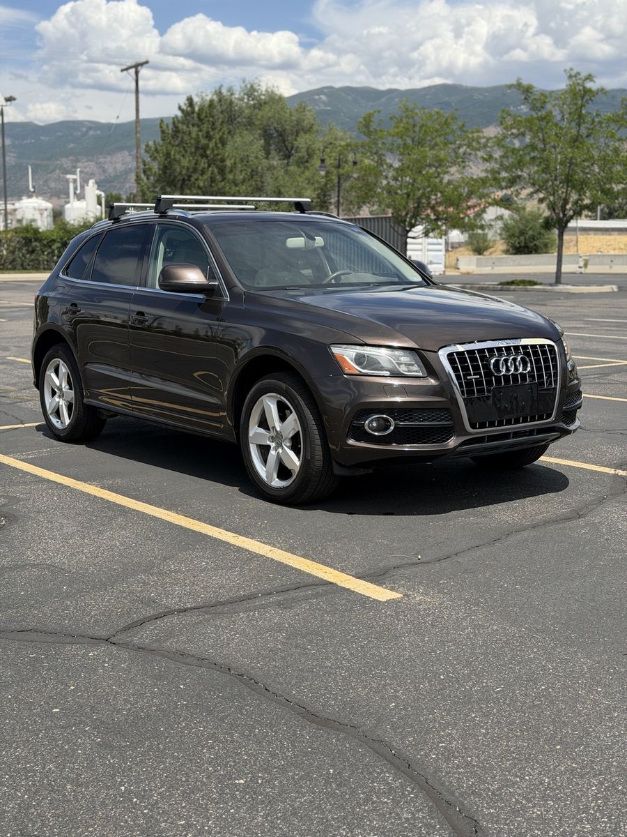 2012 Audi Q5 Premium Plus