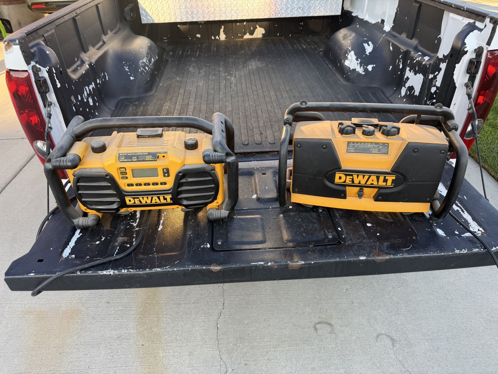 Dewalt Stereos