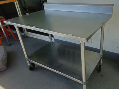 Stainless Restaurant prep table