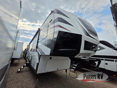 Used 2016 Dutchmen RV Voltage V3800