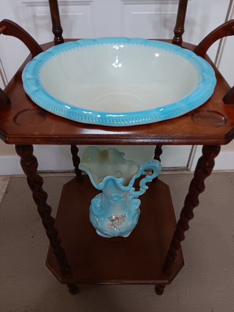 Main image 6