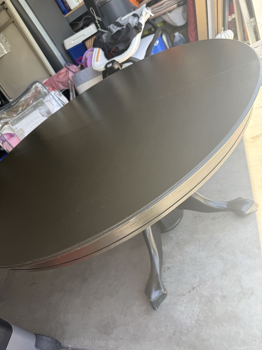 Round dining table - 48” diameter