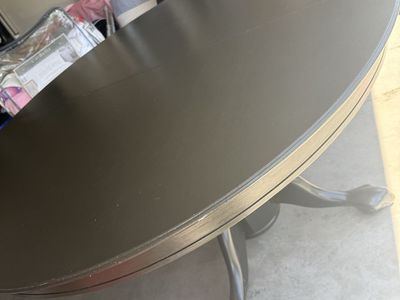 Round dining table - 48” diameter