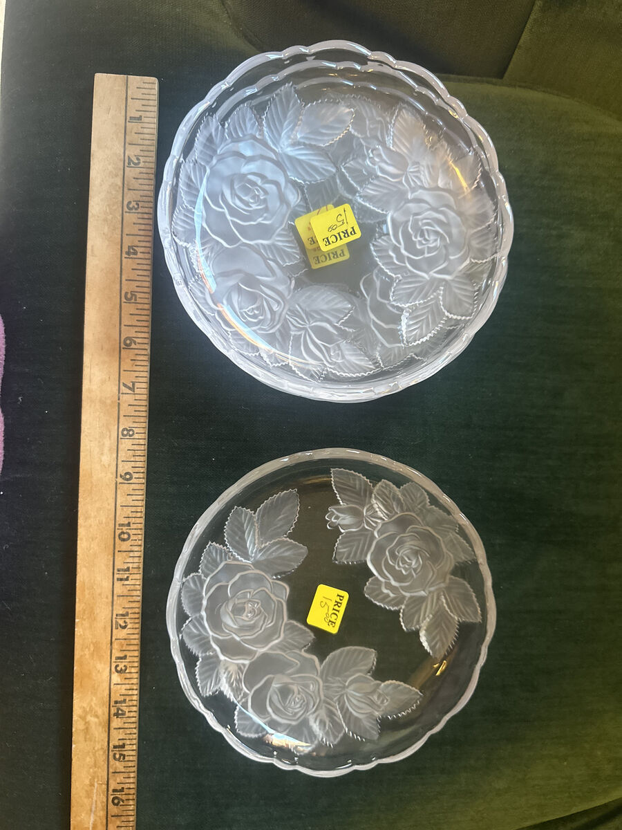 Mikasa Tulip Crystal serving Plates