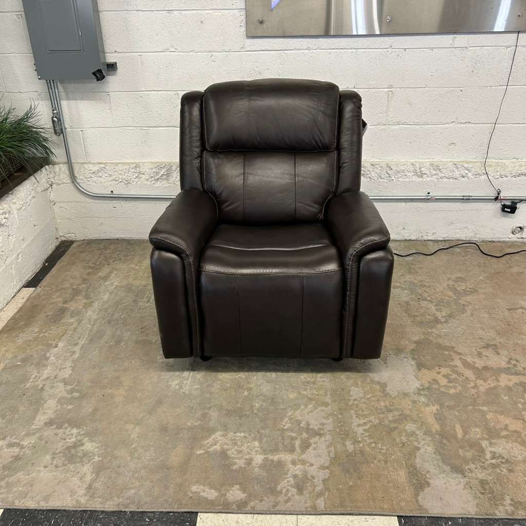 LIKE NEW!! COSTCO BARCALOUNGER BRYSON LEATHER POWER RECLINING ROCKING CHAIR W/ POWER HEADREST!!