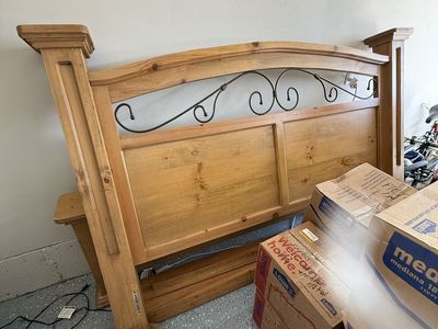 Solid Pine Bedroom Set California King