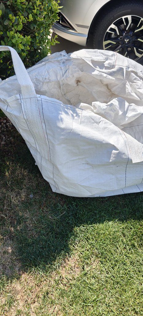 I have 2Heavy Duty White Woven Polypropylene Bulk Bag- the ones that dirt com in.