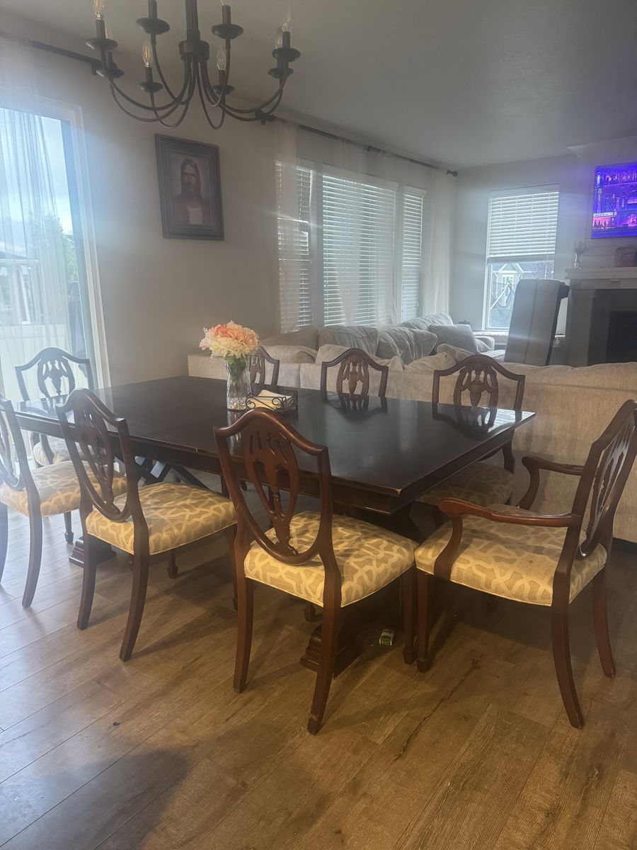 Moving Sale Saratoga Springs UT