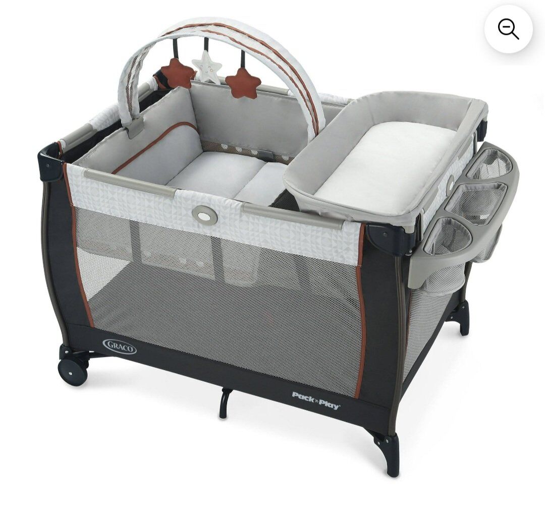 New Graco Pack 'n Play Dreamer Playard playpen