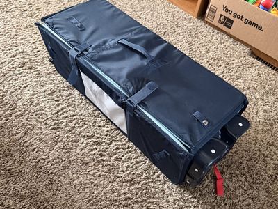 Graco Pack 'n Play Portable Playard with Cloud Pattern Trim