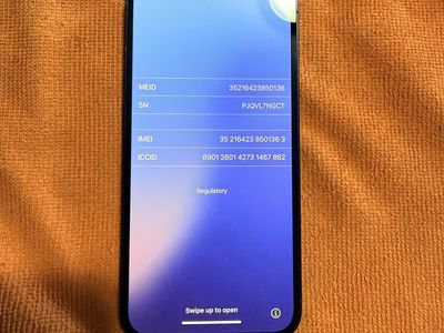 Apple iPhone 13 - Black - Unlocked Smartphone