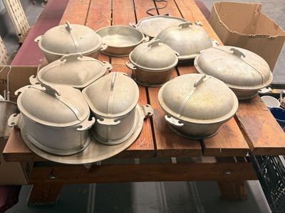 Vintage Club Aluminum Cookware Set - 10 Pieces, Various Sizes, Dutch Ovens & Skillets
