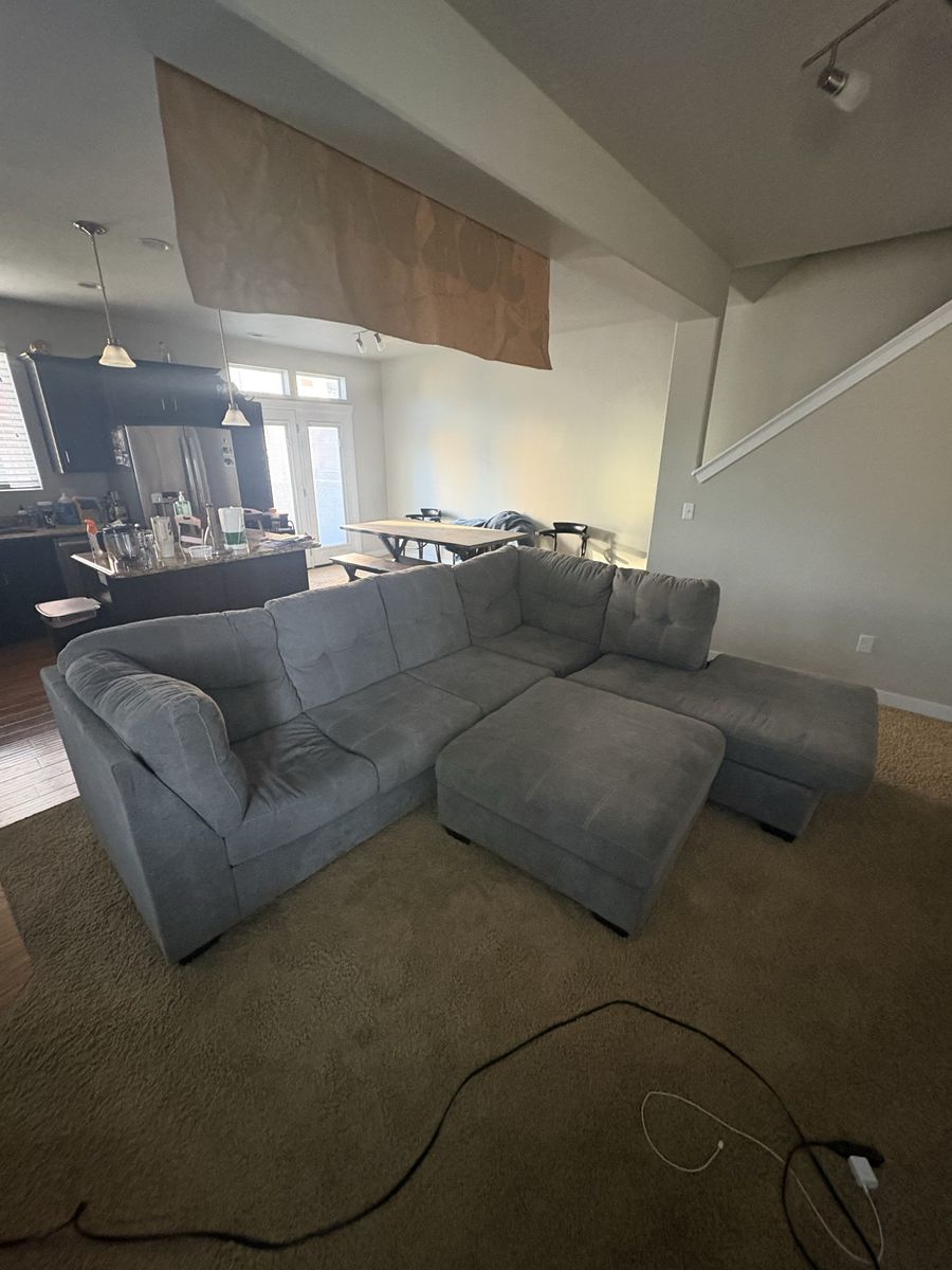 Spacious Gray Sectional Sofa with Reversible Chaise and Ottoman - Tufted Back, Excellent Condition
