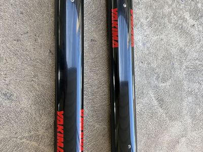 Yakima FatCat EVO 4 Ski/Snowboard Rack - Universal Aero Mounts & SKS