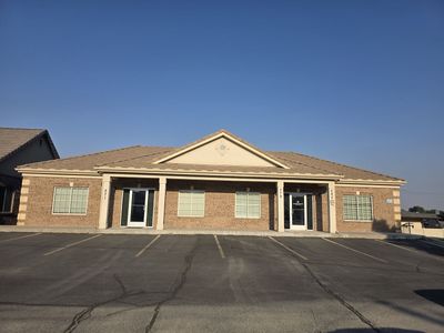 Lease: Pleasant Grove Center St. corner 3 office suite