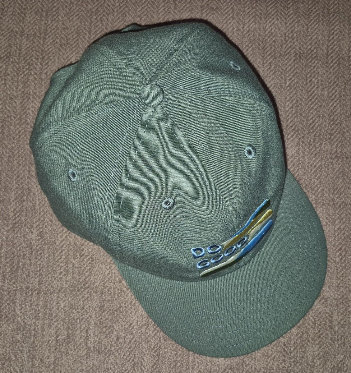 Main image 4