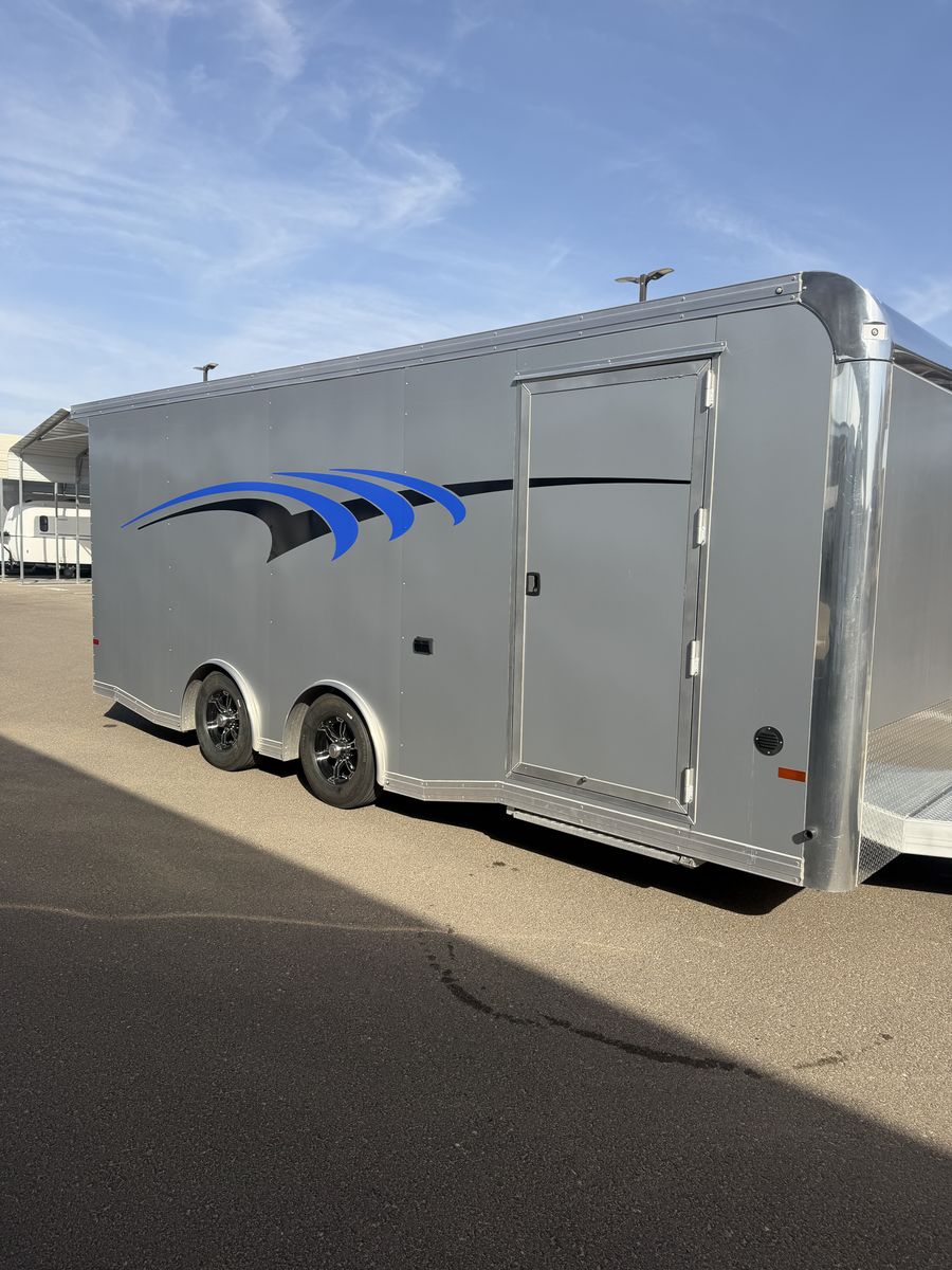 Trailer