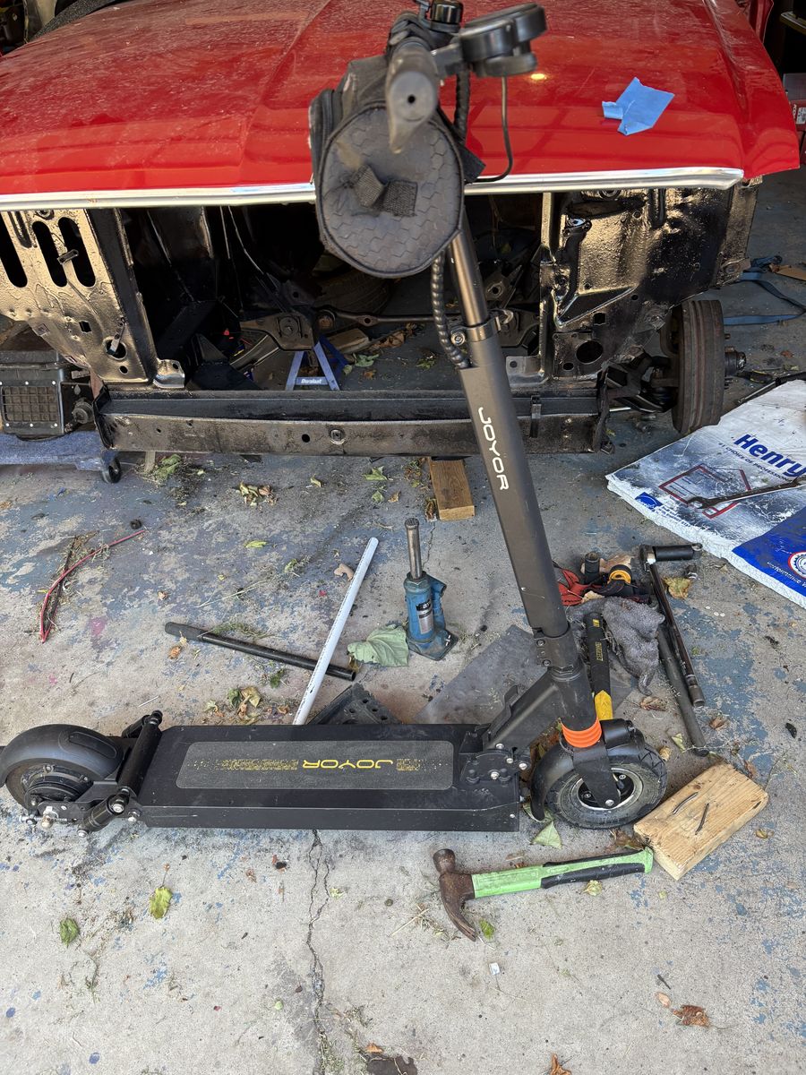 Electric scooter