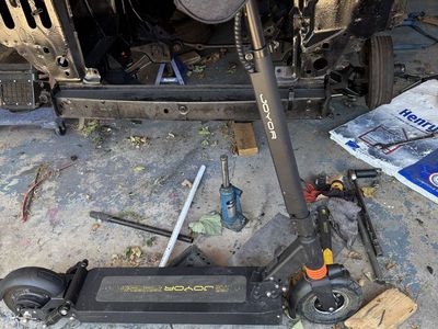 Electric scooter