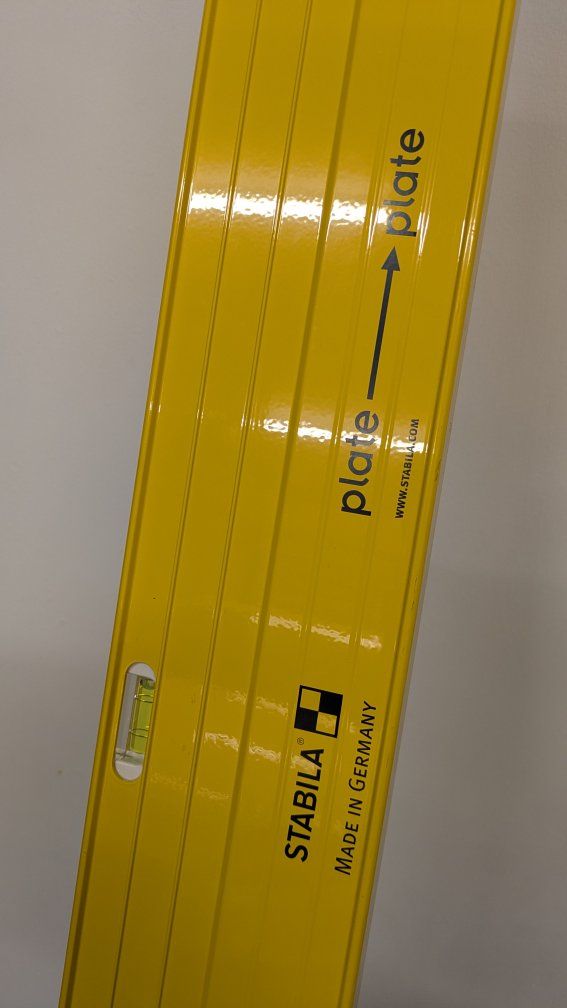 STABILA Plate Level 140cm / 55in - Yellow, High Accuracy, Made in Germany, Excellent Condition