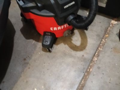 Craftsman Shop Vac Red/Black Wet/Dry Vacuum Cleaner