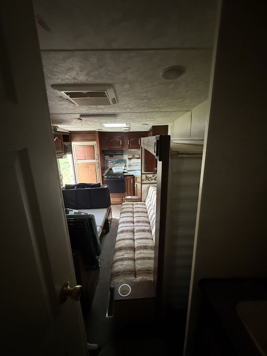 Main image 9