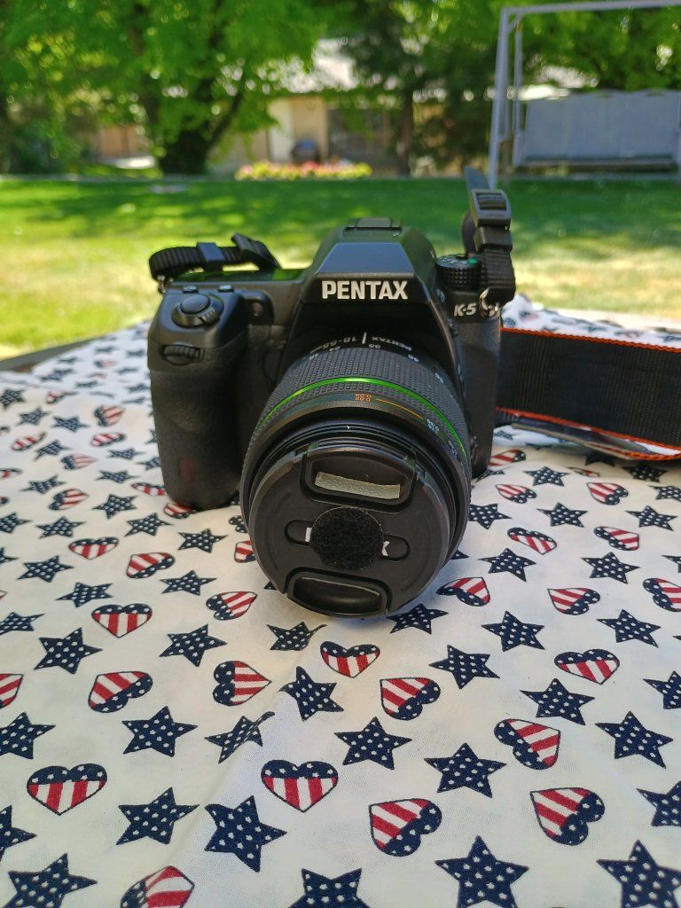 PENTAX K-5 Digital SLR Camera with DA 18-55mm AL Lens & Battery Charger